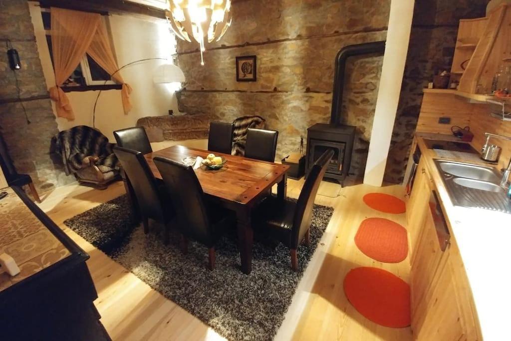Eskiz - Our Stone Home تشبيلار المظهر الخارجي الصورة